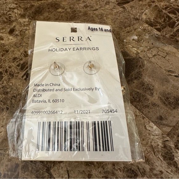 Serra Holiday Earrings Gold Tone Christmas Bows NEW - Picture 6 of 6